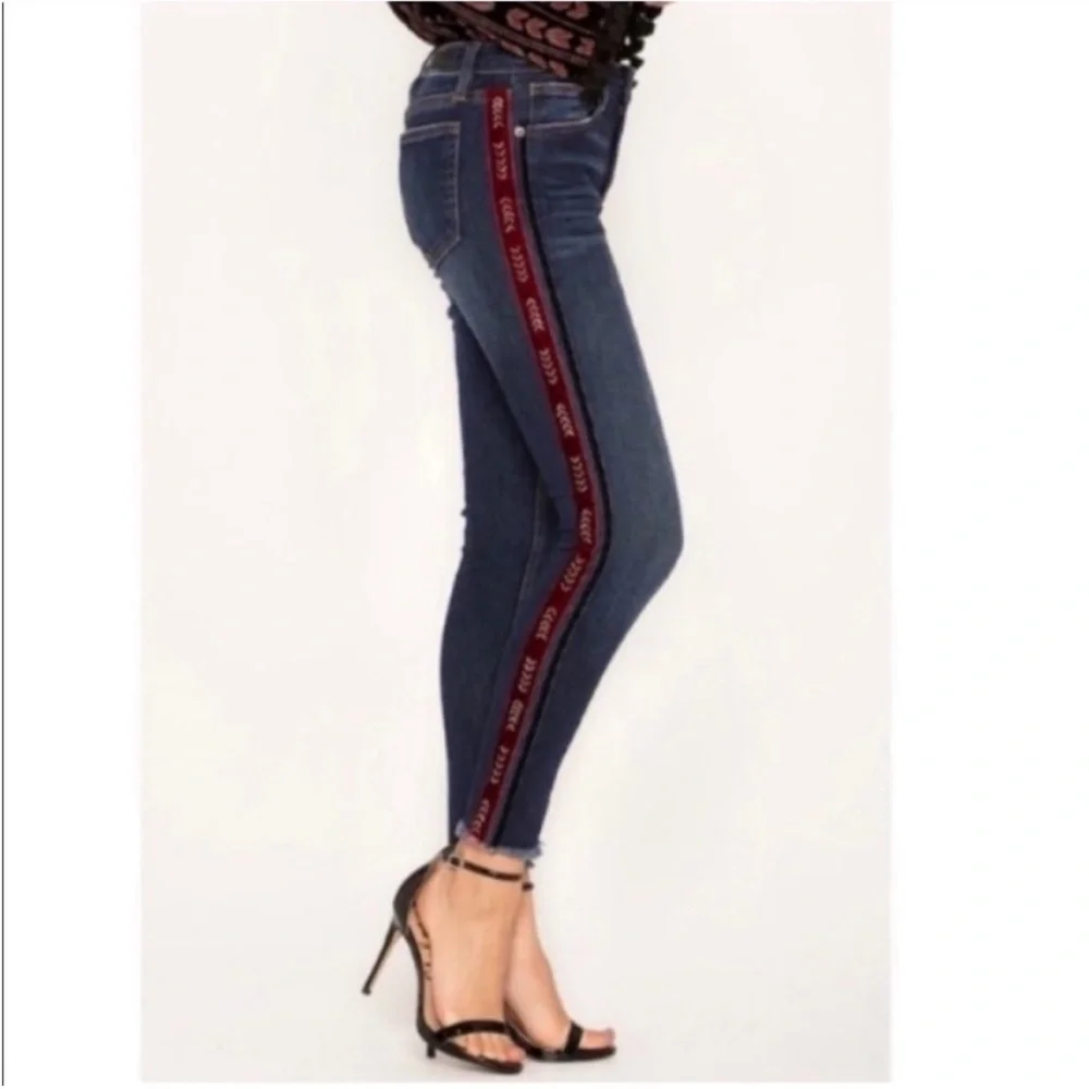 Miss Me Lined Up Ankle Skinny Jeans - Picture 2 of 8